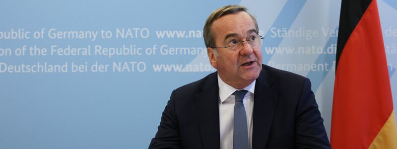 Auch Großbritannien will die Rüstungszusammenarbeit mit der Ukraine intensivieren. - Foto: Omar Havana/AP/dpa