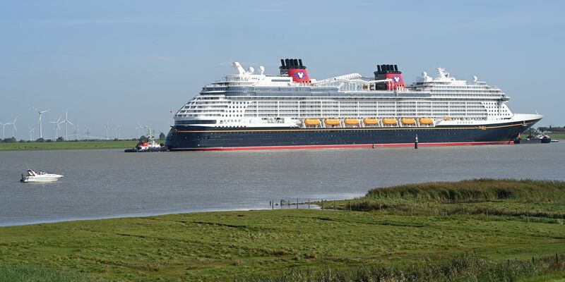 Die «Disney Destiny» ist das jüngste von der Meyer Werft fertiggestellte Kreuzfahrtschiff. (Archivfoto) - Foto: Lars Penning/dpa