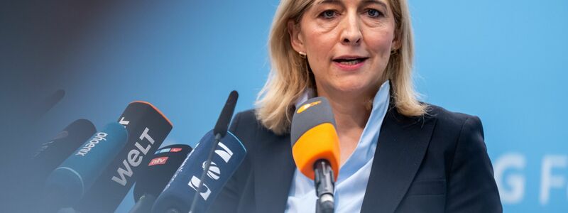 Nach Plänen von Ministerin Warken sollen die Beiträge stabil bleiben können.  - Foto: Michael Kappeler/dpa