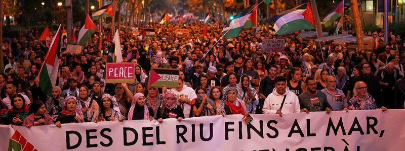 Medienberichten zufolge beteiligten sich in Spanien vor allem Studenten an den Protesten gegen Israel und Solidaritätskundgebungen für Palästinenser. - Foto: Bernat Armangue/AP/dpa