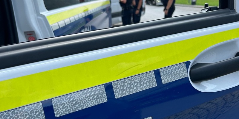 HZA-RO: Einreisender aus Österreich versteckte 17.000 Euro Bargeld unter der Fußmatte und in der Hosentasche / Zoll leitete Bußgeldverfahren ein - Foto: presseportal.de
