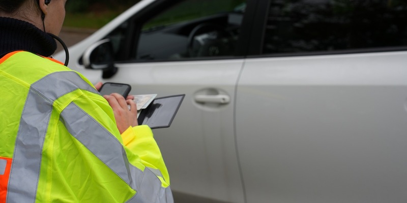 POL-LB: Europaweite Aktionswoche Focus on the road vom 6. bis 12. Oktober 2025 - Polizeipräsidium Ludwigsburg zieht Bilanz und klärt zum Dauerthema Ablenkung auf - Foto: presseportal.de