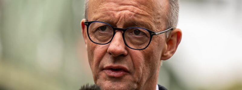 Nicht zum ersten Mal polarisiert Bundeskanzler Friedrich Merz (CDU) mit einer Äußerung zu Migration. - Foto: Michael Kappeler/dpa