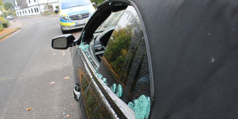 POL-RBK: Bergisch Gladbach - Unbekannte dringen in zwei BMW ein - Foto: presseportal.de