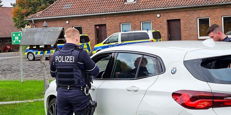 POL-DN: Internationale Zusammenarbeit - Großer Polizei- und Zolleinsatz in der deutsch-niederländisch-belgischen Grenzregion - Foto: presseportal.de