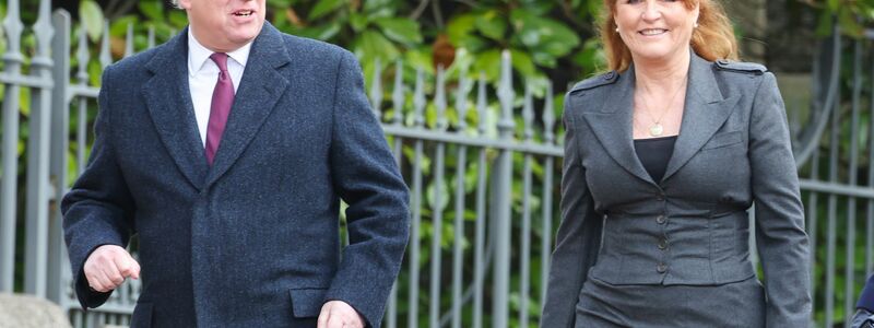 Prinz Andrew und seine Ex-Frau Sarah. (Archivbild) - Foto: Chris Jackson/PA Wire/dpa