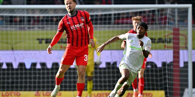 Musste verletzungsbedingt früh runter: Mikkel Kaufmann. - Foto: Jan-Philipp Strobel/dpa