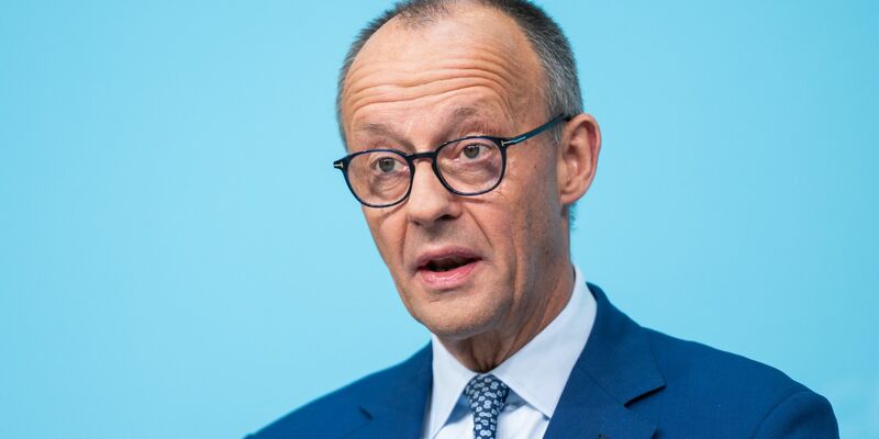 Bei der CDU-Pressekonferenz nach den Strategieberatungen der engsten CDU-Spitze geht es auch um die umstrittenen «Stadtbild«- Äußerungen von Kanzler und CDU-Chef Friedrich Merz. - Foto: Christophe Gateau/dpa