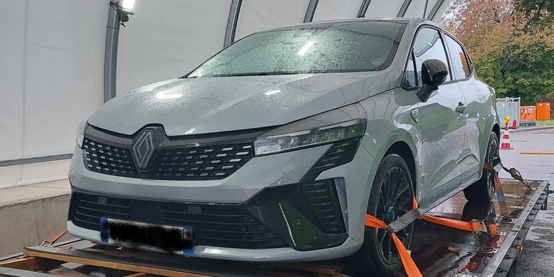 BPOLI-SB: Bundespolizei stellt gestohlenen PKW sicher - Foto: presseportal.de