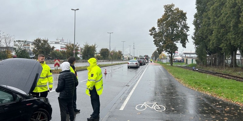 POL-PPMZ: Verkehrskontrollen mit Schwerpunkt Senioren im Straßenverkehr und Raser/Poser in Mainz - Foto: presseportal.de
