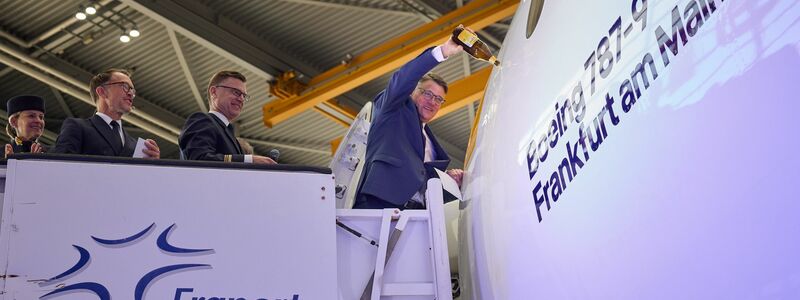 Hessens Ministerpräsident Boris Rhein (CDU) hat der Lufthansa weitere Unterstützung im Kampf gegen hohe Standortkosten zugesagt.  - Foto: -/Lufthansa/dpa