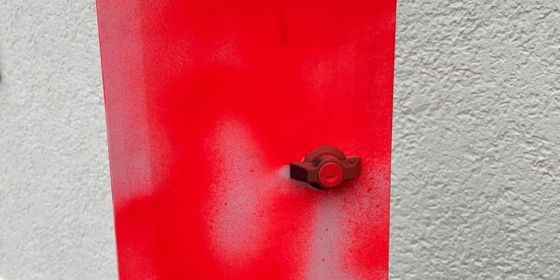 POL-PIROK: Graffiti an Verkehrszählgerät - Foto: presseportal.de