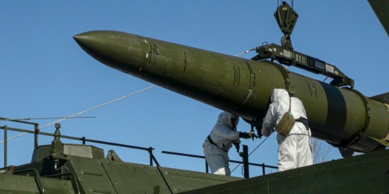 Das russische Militär feuert immer wieder ballistische Raketen auf Ziele in der Ukraine ab. (Archivbild) - Foto: -/Russian Defense Ministry Press Service/AP/dpa