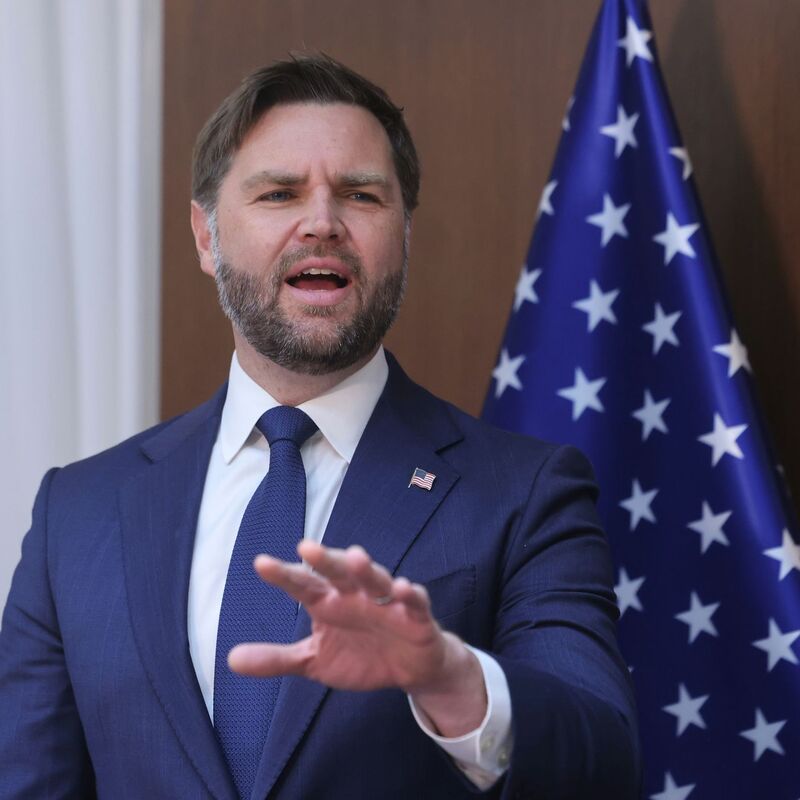 Trump-Vize Vance setzt darauf, dass das Leben der Menschen im Gazastreifen besser wird und keine Bedrohung mehr von der Hamas für Israel ausgeht. - Foto: Marc Israel Sellem/Pool Jerusalem Post via AP/dpa