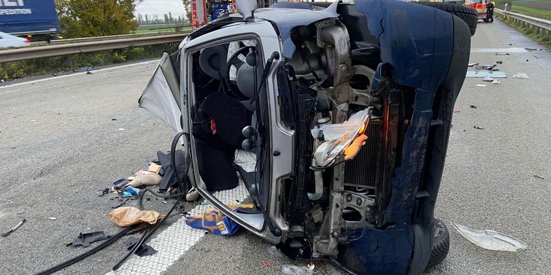 POL-PDNW: Polizeiautobahnstation Ruchheim - Nachtrag zum Verkehrsunfall auf der A 61: Drei Fahrzeuge beteiligt - zwei Personen verletzt - Foto: presseportal.de