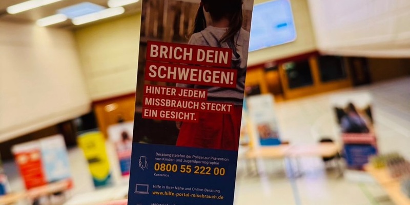 POL-DA: Bensheim: #ANWURF - Gemeinsam für Kinder- und Jugendschutz in Sportvereinen - Infoveranstaltung in der Weststadthalle - Foto: presseportal.de