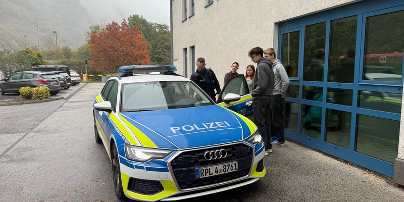 POL-PDMY: Schnupperpraktikum bei der Polizei Cochem - Foto: presseportal.de