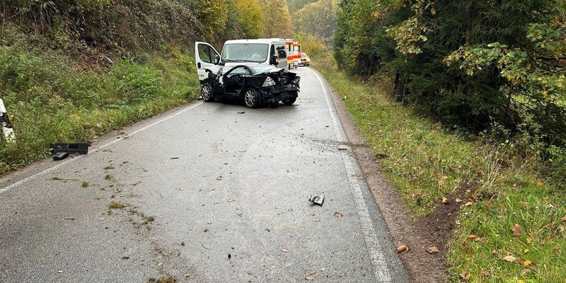 POL-PIWFB: Drei Verletzte und hoher Sachschaden bei Verkehrsunfall - Foto: presseportal.de