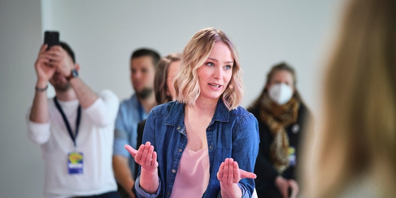 Mehr als ein Schlagwort: 6 Wege, wie Landwirt:innen Nachhaltigkeit im Alltag leben - Foto: presseportal.de
