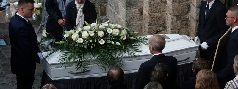 Der Mord an Lola sorgte in ganz Frankreich fĂĽr Entsetzen. (Archivbild) - Foto: Michel Spingler/AP/dpa