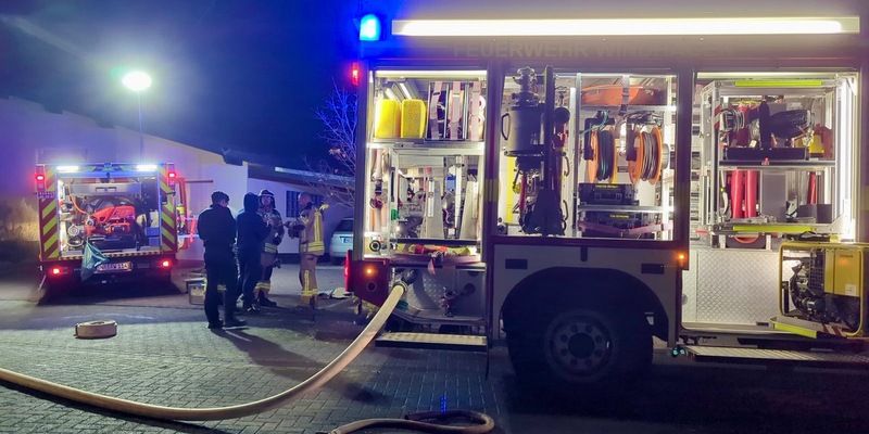 FW VG Asbach: Kellerbrand in Windhagen / Brand kann schnell gelöscht werden - Foto: presseportal.de