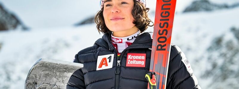 Stolze Siegerin: Julia Scheib nach ihrem Triumph in Sölden. - Foto: Gian Ehrenzeller/KEYSTONE/dpa