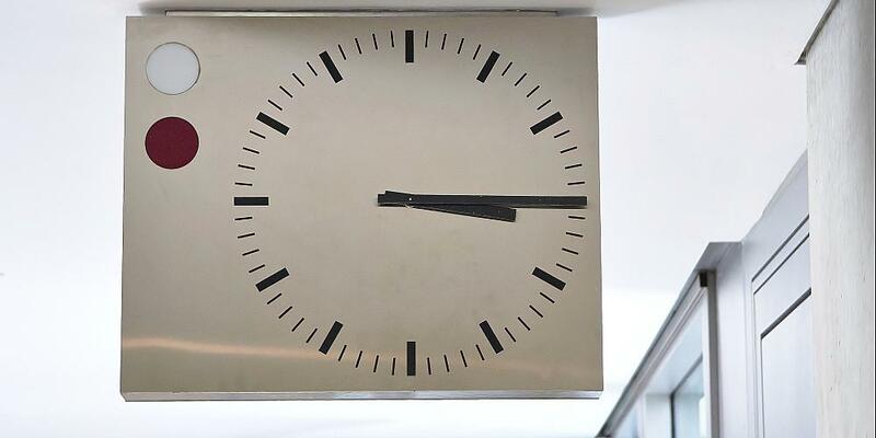 Uhr (Archiv) - Foto: über dts Nachrichtenagentur