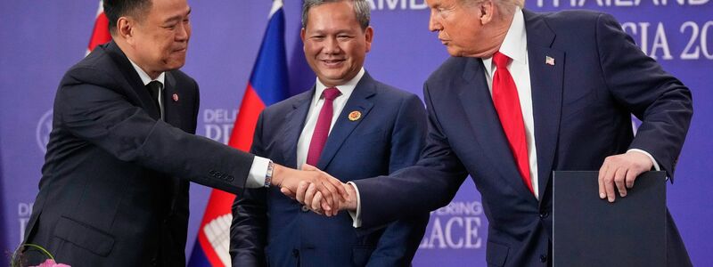 Trump hat Thailand und Kambodscha zu dem Friedensabkommen gedrängt. - Foto: Mark Schiefelbein/AP/dpa