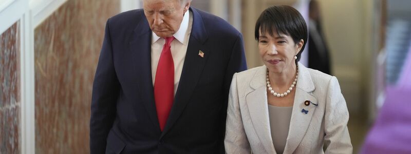 US-Präsident Trump und Japans neue Regierungschefin Takaichi betonen die Bedeutung ihrer Sicherheitsallianz.  - Foto: Mark Schiefelbein/AP/dpa