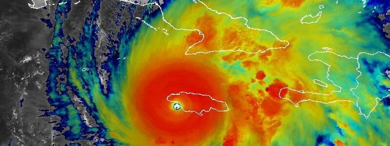 Der Hurrikan zog über den Nordwesten der Karibikinsel. - Foto: Noaa/via ZUMA Press Wire/dpa