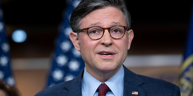 Der republikanische Vorsitzende des Repräsentantenhauses, Mike Johnson, rechnet nicht mit einer dritten Amtszeit Trumps. (Archivfoto) - Foto: J. Scott Applewhite/AP/dpa