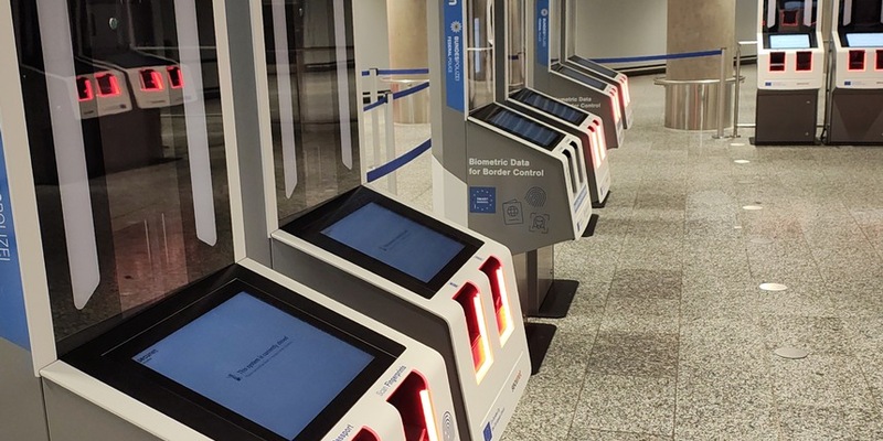 BPOLD FRA: Das Entry/Exit System geht am Flughafen Frankfurt am Main an den Start - Bundespolizei und Fraport sind vorbereitet - Foto: presseportal.de