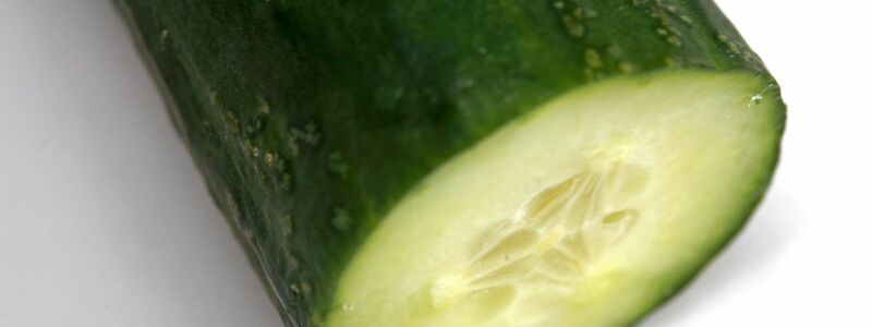 Der Vater der Frau nahm das Paket mit der Gurke an und bezahlte. (Symbolbild) - Foto: picture alliance / dpa