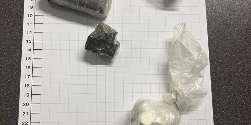 BPOL NRW: Bundespolizei nimmt zwei Männer nach großem Drogenfund fest - Foto: presseportal.de