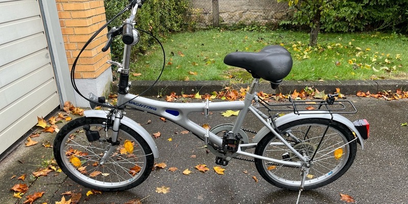 POL-LIP: Lemgo. Klappfahrrad auf Friedhof gefunden - Polizei sucht Eigentümer. - Foto: presseportal.de