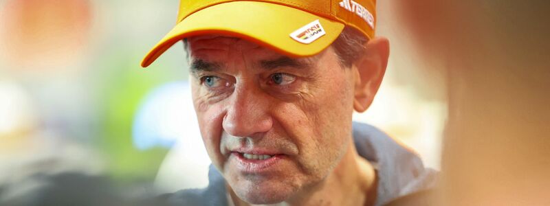 Stefan Horngacher hört nach der Olympia-Saison als Skisprung-Bundestrainer auf. - Foto: Daniel Löb/dpa