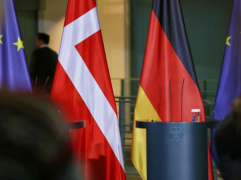 Fahnen von EU, Dänemark und Deutschland (Archiv) - Foto: über dts Nachrichtenagentur