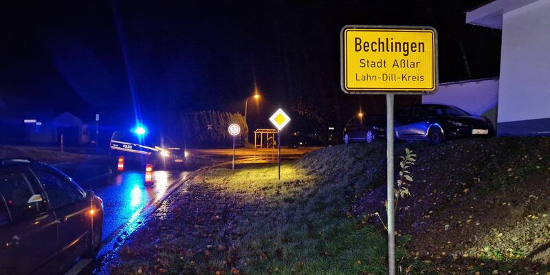 Die Polizei war in Aßlar-Bechlingen im Einsatz.  - Foto: Andreas Trojak/wirSiegen.de/dpa