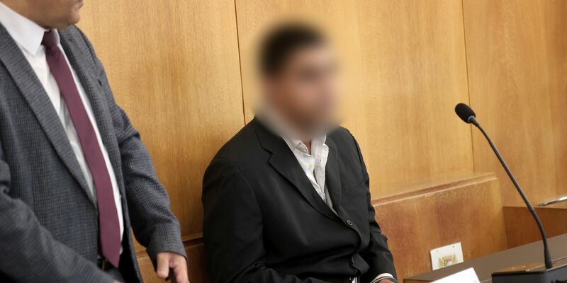 Der Beschuldigte hat die Vorwürfe über seinen Verteidiger eingeräumt. (Archivbild) - Foto: Karl-Josef Hildenbrand/dpa