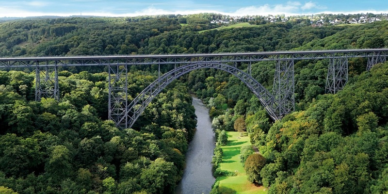 Bundesingenieurkammer zeichnet Müngstener Brücke als Historisches Wahrzeichen der Ingenieurbaukunst in Deutschland aus - Foto: presseportal.de