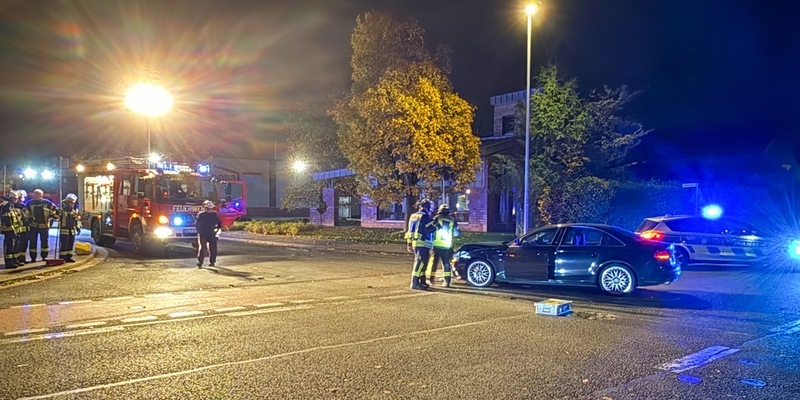 FFW Schwalmtal: Verkehrsunfall mit auslaufenden Betriebsmitteln in Waldniel - Foto: presseportal.de