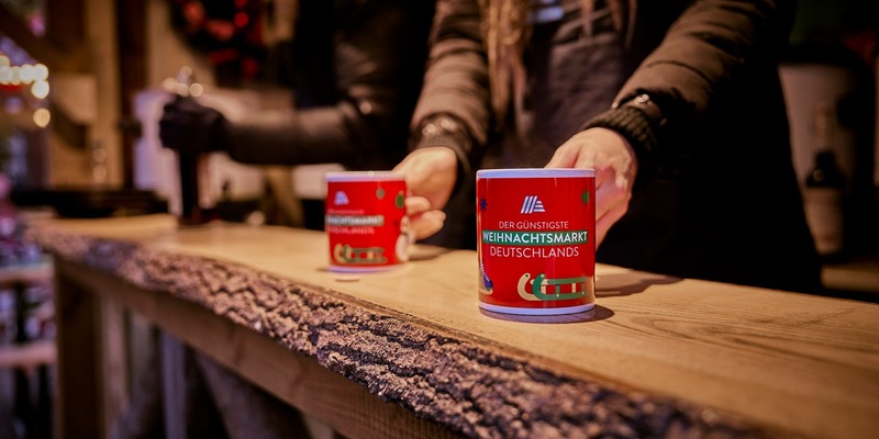 Glühwein für nur 1 Euro: ALDI SÜD bringt den günstigsten Weihnachtsmarkt Deutschlands in vier neue Städte - Foto: presseportal.de