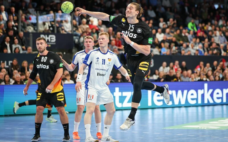 Torhüter Andreas Wolff ist der Erfahrenste im EM-Kader der deutschen Handballer. (Archivbild) - Foto: Daniel Karmann/dpa