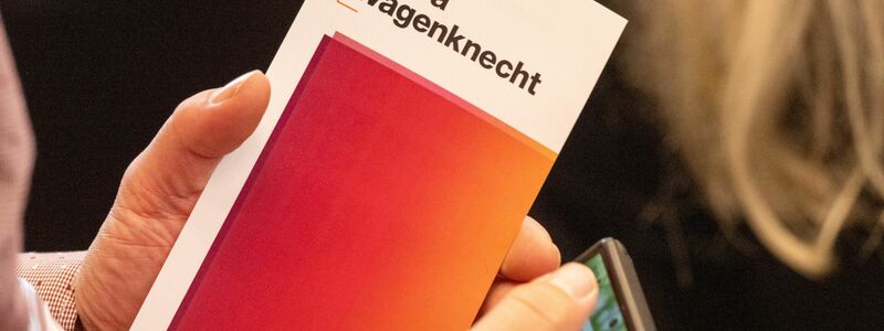 Das Kürzel BSW bleibt, aber der Namen dahinter soll sich ändern. (Archivbild) - Foto: Stefan Sauer/dpa