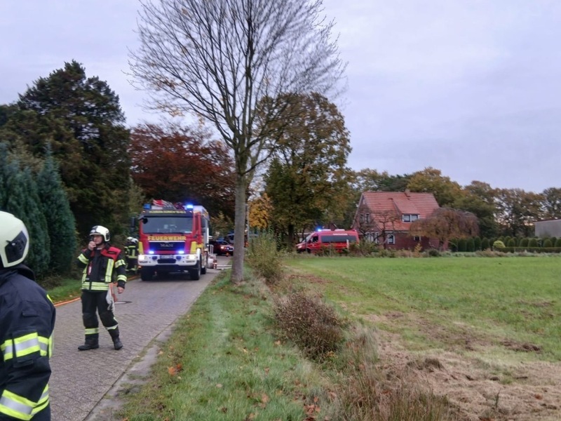 FW-AUR: Feuer im Armaturenbrett eines Treckers - Foto: presseportal.de