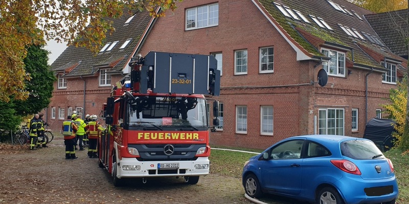 FW-RD: Feuer in Flüchtlings- und Obdachlosenunterkunft in Aukrug-Bargfeld (Kries Rendsburg-Eckernförde) - Foto: presseportal.de