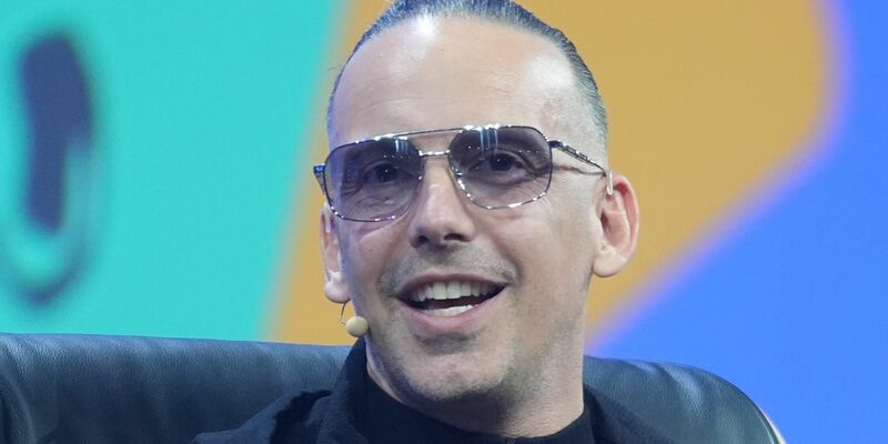 Der Künstler kniete bei seinem Heiratsantrag. (Archivbild) - Foto: Marcus Brandt/dpa