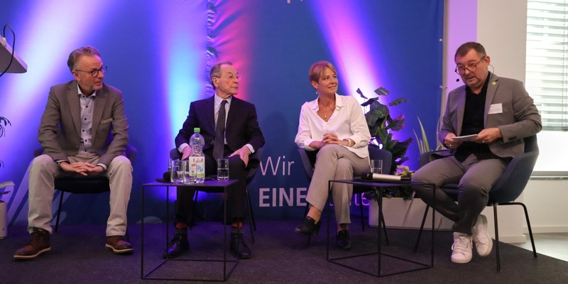 POL-H: Dialog, Verantwortung und Austausch: Polizei und Zivilgesellschaft im gemeinsamen Gespräch - Foto: presseportal.de