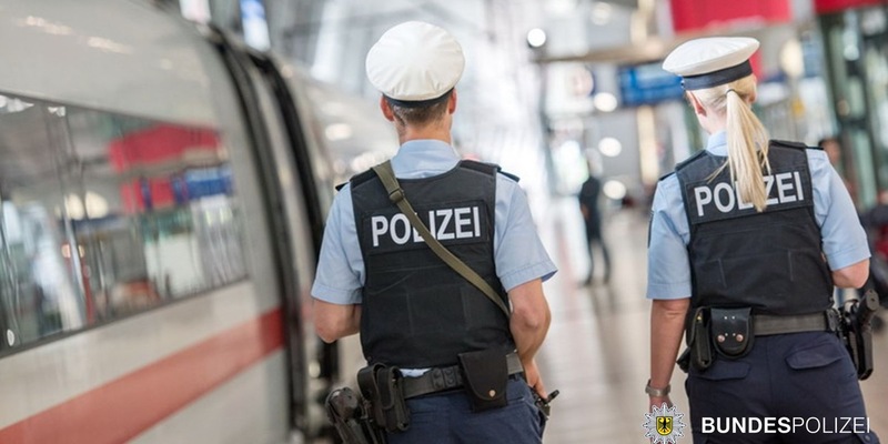 Bundespolizeidirektion München: Schnellbremsung wegen Person im Gleis - Notentriegelung betätigt - Foto: presseportal.de