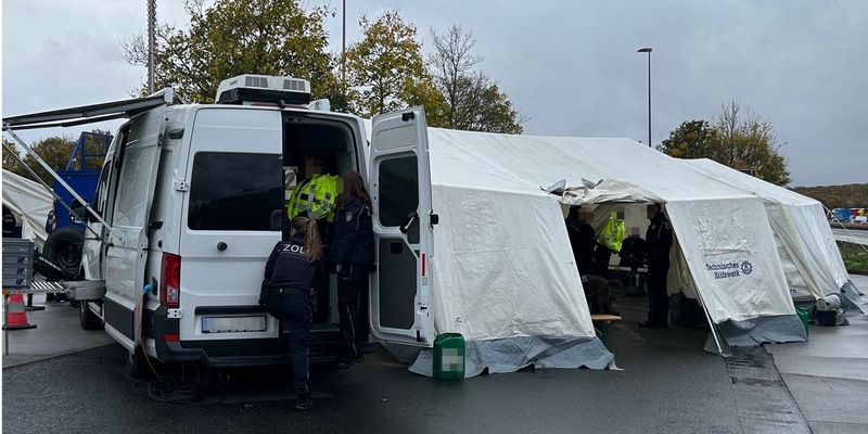 HZA-DA: Autobahn Rhein-Main im Visier - ZOLL startete dreitägigen Schmuggelcheck - Foto: presseportal.de